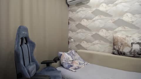 Snapshot of knight_5 chatting on 10/28/25, 06:28 Carter. online show from 10/28/25, 06:28