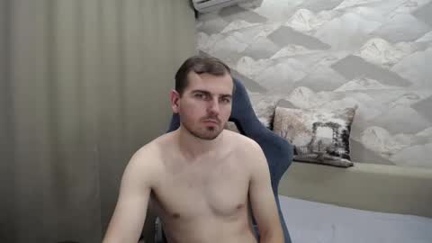 Snapshot of knight_5 chatting on 11/16/25, 05:18 Carter. online show from 11/16/25, 05:18