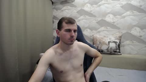 Snapshot of knight_5 chatting on 11/18/25, 05:28 Carter. online show from 11/18/25, 05:28