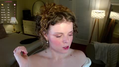Snapshot of knowlita chatting on 12/20/24, 11:21 knowlita online show from 12/20/24, 11:21