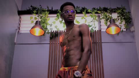 Snapshot of kofi_exotic_ chatting on 02/25/25, 07:25 kofi online show from 02/25/25, 07:25