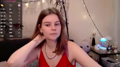 Snapshot of komorebbi chatting on 01/10/25, 10:36 Marta online show from 01/10/25, 10:36