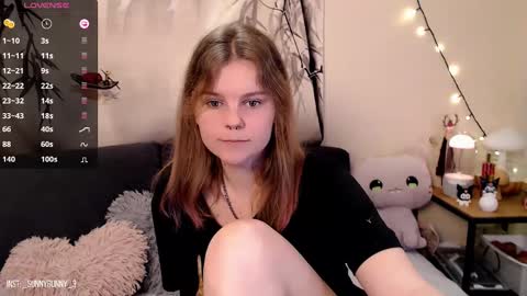 Snapshot of komorebbi chatting on 01/28/25, 10:23 Marta online show from 01/28/25, 10:23