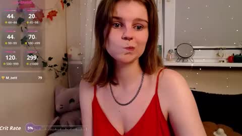 Snapshot of komorebbi chatting on 10/24/25, 10:17 Marta online show from 10/24/25, 10:17