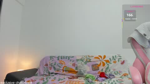 Snapshot of komydoll chatting on 11/19/25, 10:43 kamydoll online show from 11/19/25, 10:43