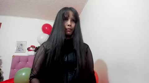 Snapshot of konie_hot chatting on 12/25/24, 04:01 konie Diaz online show from 12/25/24, 04:01