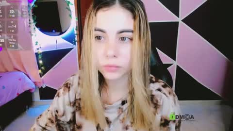 YINI online show from 01/30/25, 12:39