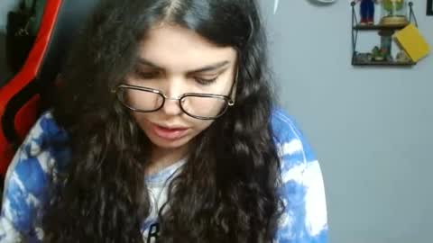 Snapshot of koranikky08 chatting on 01/11/25, 02:20 Karoll online show from 01/11/25, 02:20