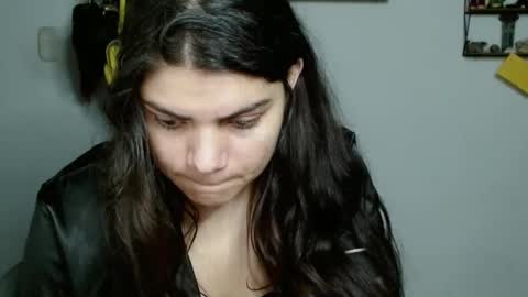 Snapshot of koranikky08 chatting on 02/06/25, 03:48 Karoll online show from 02/06/25, 03:48
