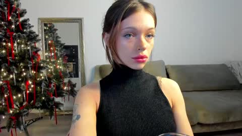 Snapshot of kossie_ chatting on 12/20/24, 08:17 kossie_ online show from 12/20/24, 08:17