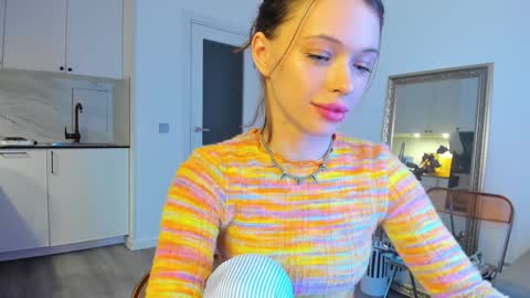 Snapshot of kossie_ chatting on 02/06/25, 02:58 kossie_ online show from 02/06/25, 02:58
