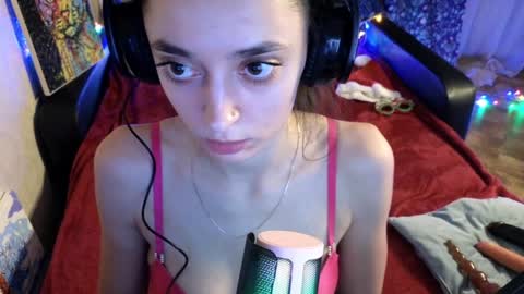 Snapshot of kotogal chatting on 12/29/24, 01:38 Gal online show from 12/29/24, 01:38