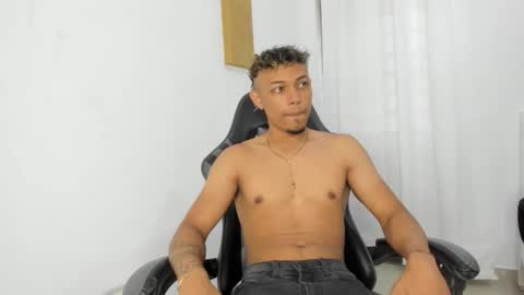 Kotty Mc Klein online show from 11/23/25, 12:05