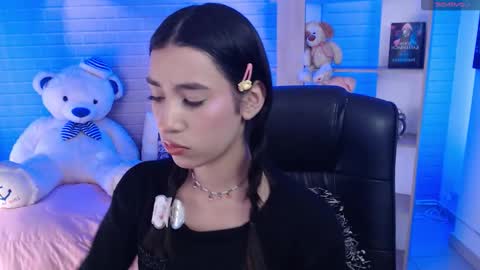 Snapshot of koyuki_san chatting on 10/29/25, 07:15 Elizabeth online show from 10/29/25, 07:15