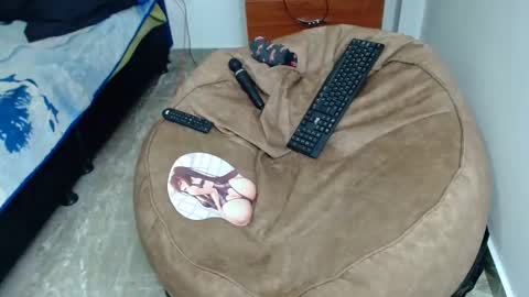 kratos_and_afrodita online show from 11/13/25, 11:14