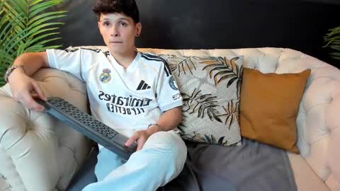 Kraven online show from 10/13/25, 03:17