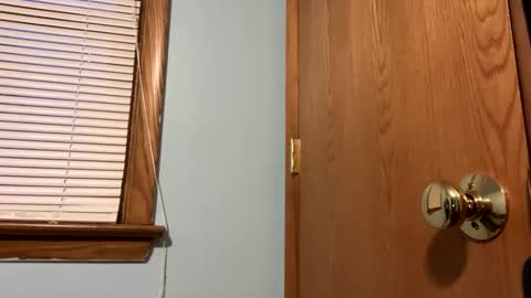 krazy_kums online show from 10/27/25, 11:25