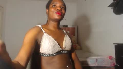 kristal_cox2 online show from 10/23/25, 10:58