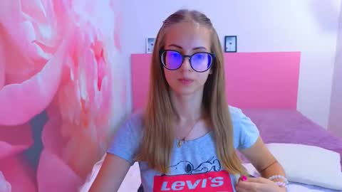 Kristina Adel online show from 09/13/25, 06:57