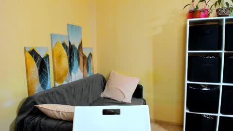 Christina online show from 11/10/25, 04:39