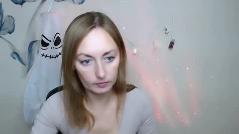 Kristi online show from 10/21/25, 06:47