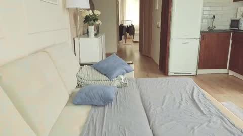 Snapshot of kristinesmith chatting on 10/29/25, 07:10 Kristi online show from 10/29/25, 07:10