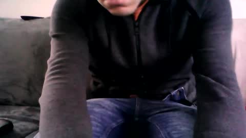 Snapshot of kristoffer220 chatting on 01/15/25, 10:06 kristoffer220 online show from 01/15/25, 10:06