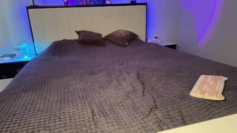 Snapshot of kristy_saint chatting on 03/06/25, 12:19 Kristi online show from 03/06/25, 12:19