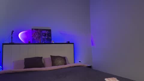 Snapshot of kristy_saint chatting on 03/11/25, 06:00 Kristi online show from 03/11/25, 06:00