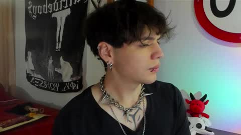 Snapshot of krye_x chatting on 09/21/25, 09:49 Zack online show from 09/21/25, 09:49