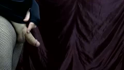 Krystalkummingss online show from 11/13/25, 09:03