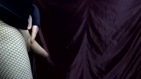 Krystalkummingss online show from 11/15/25, 03:52