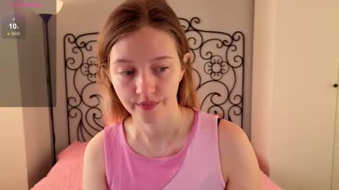 Snapshot of ksuhesa chatting on 10/24/25, 02:08 ksuhesa online show from 10/24/25, 02:08