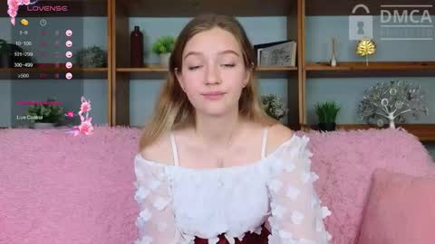 Snapshot of ksuhesa chatting on 10/29/25, 11:23 ksuhesa online show from 10/29/25, 11:23