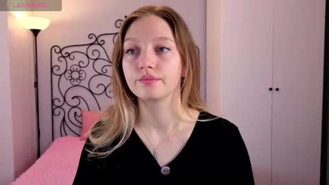 Snapshot of ksuhesa chatting on 11/02/25, 02:03 ksuhesa online show from 11/02/25, 02:03