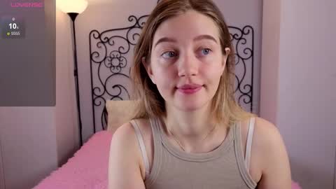 Snapshot of ksuhesa chatting on 11/08/25, 02:12 ksuhesa online show from 11/08/25, 02:12