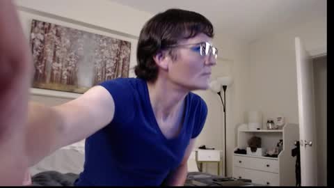 Snapshot of ktrichards77 chatting on 11/06/25, 12:55 Cait online show from 11/06/25, 12:55