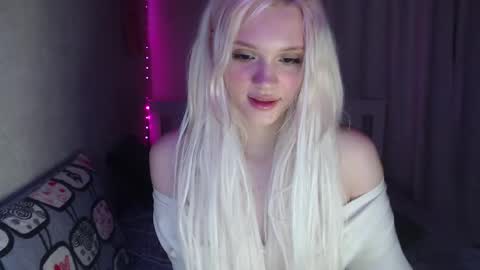 Emilia online show from 03/07/25, 02:36