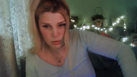 Snapshot of kudesnizza chatting on 02/09/25, 11:14 Annika MTF ts post -op online show from 02/09/25, 11:14