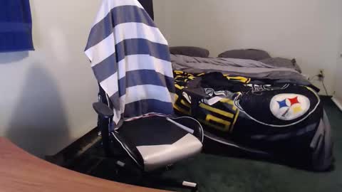 Kuggy online show from 10/23/25, 08:18