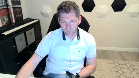 kukk_you online show from 11/17/25, 10:15