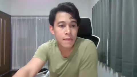 Snapshot of kurdishmace chatting on 11/07/25, 12:05 KurdishMace online show from 11/07/25, 12:05