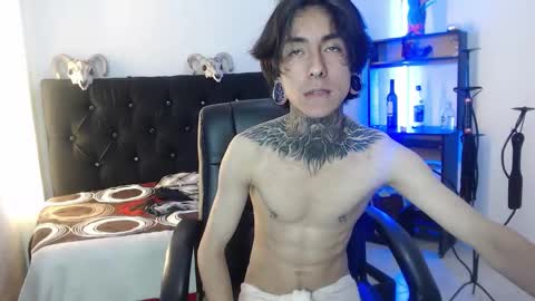 kuregari_xs online show from 10/13/25, 03:28