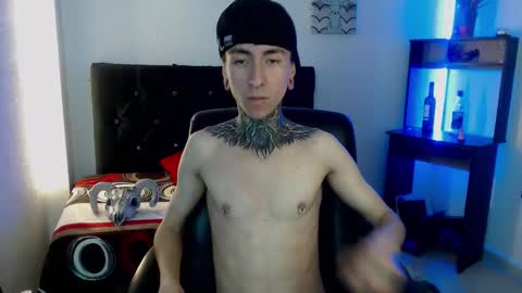 kuregari_xs online show from 10/20/25, 05:52