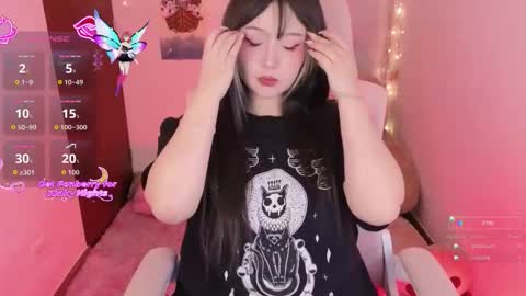 Snapshot of kurochan420 chatting on 11/06/25, 12:11 Andy online show from 11/06/25, 12:11