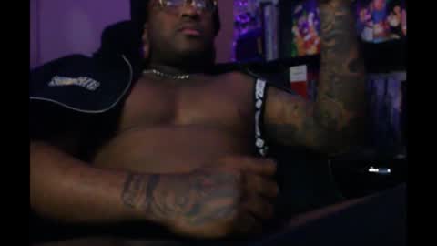 Snapshot of kushgoth chatting on 10/21/25, 05:08 Kushgoth online show from 10/21/25, 05:08