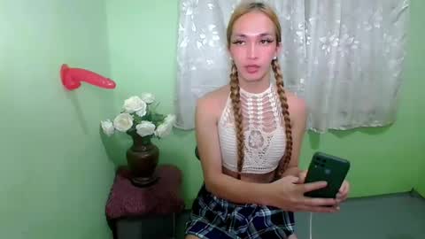 Kween online show from 02/11/25, 09:14