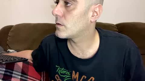 kyle67527 online show from 12/27/24, 01:00