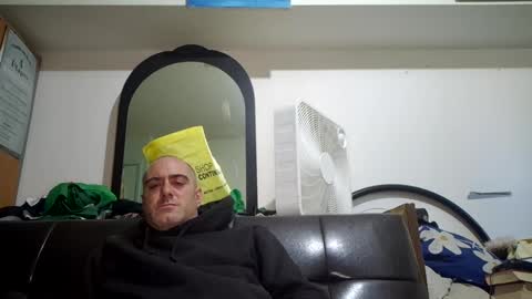 kyle67527 online show from 09/20/25, 05:47