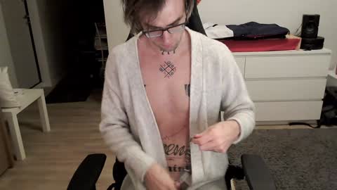 Snapshot of kyle_alternative chatting on 01/13/25, 02:18 Kyle online show from 01/13/25, 02:18